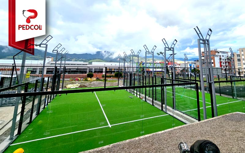 Instalación y montaje de canchas Padel